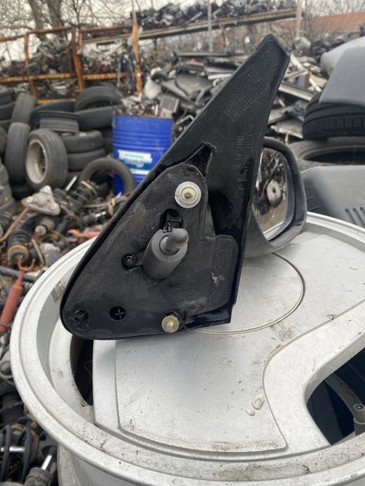 Огледало дясно за рено меган