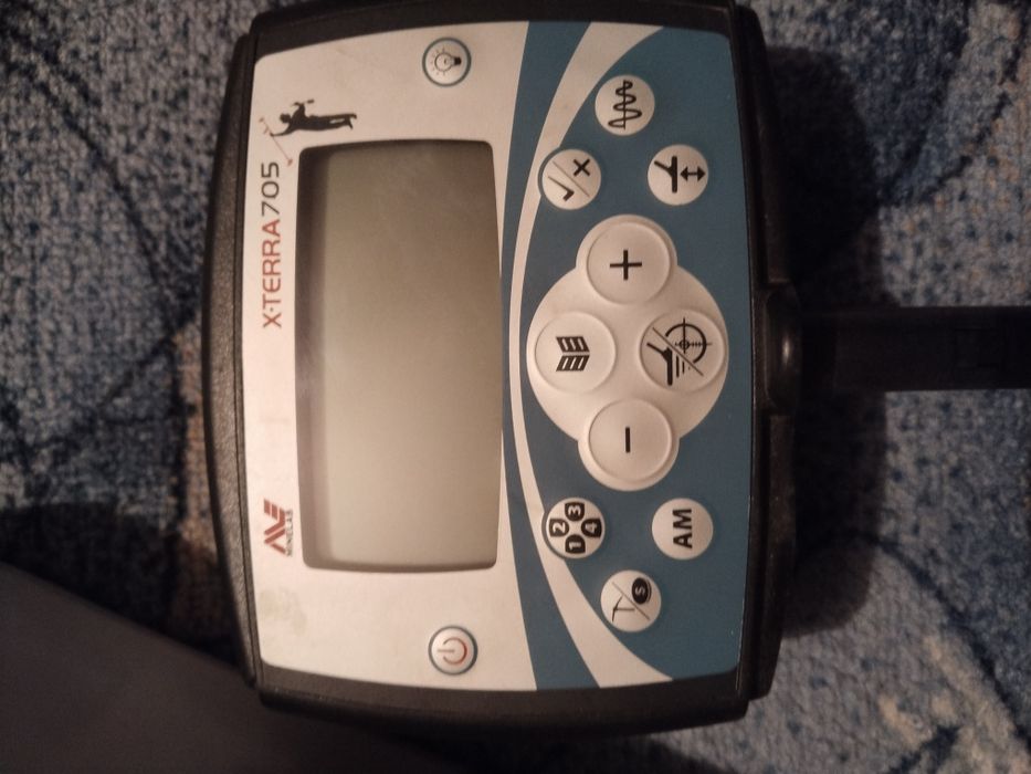 Продам металлоискатель X-TERRA705