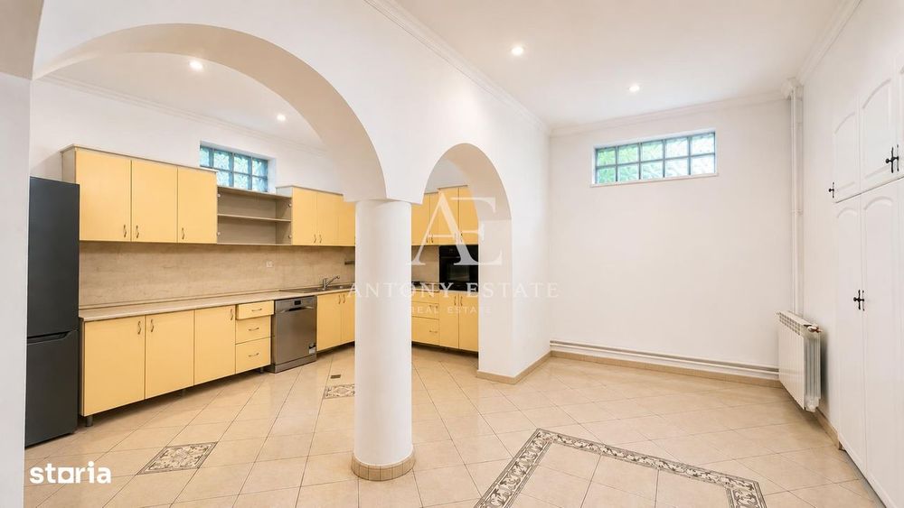 Antony Estate | Ciorogariu Residence, Ultracentral, Roman Ciorogariu,