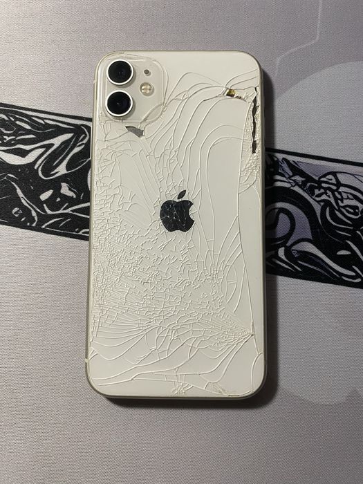 iPhone 11, айфон 11 [70%]