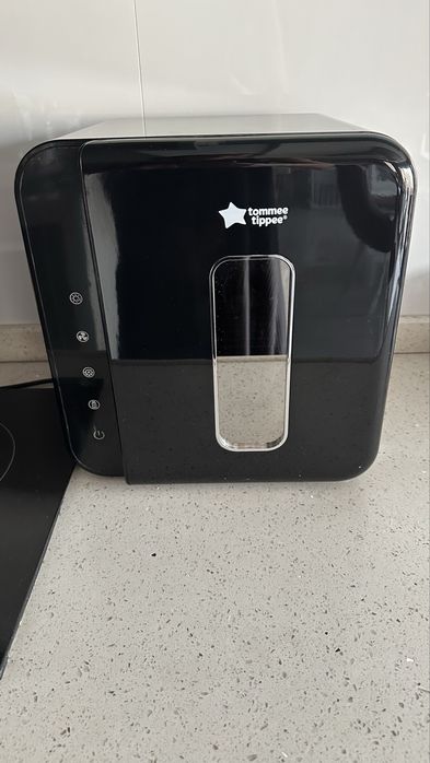 Ultra UV Steriliser, Dryer and Storage