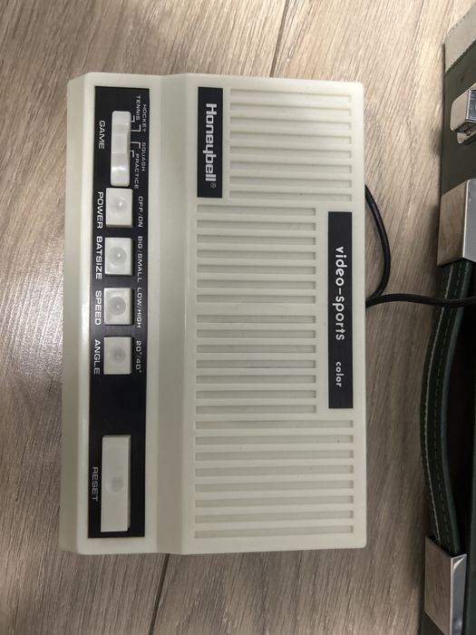 Consola Honeybell 1977