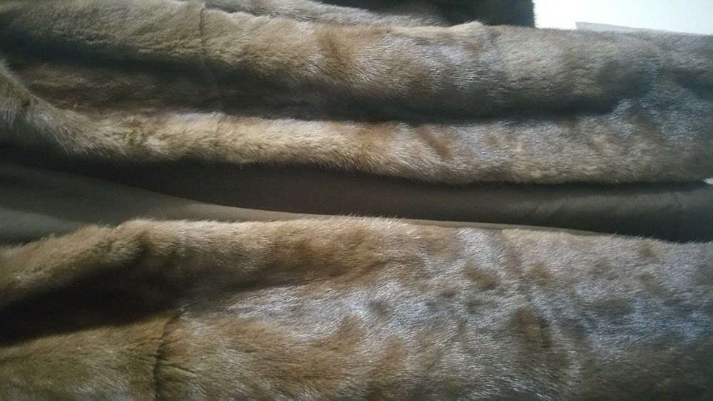 Шуба норковая ( Made in Italy). Была куплена в Европе.