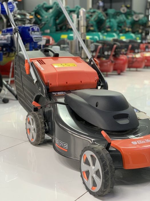 Газонокосилка OLEO-MAC K40p 1300w (550kvm)