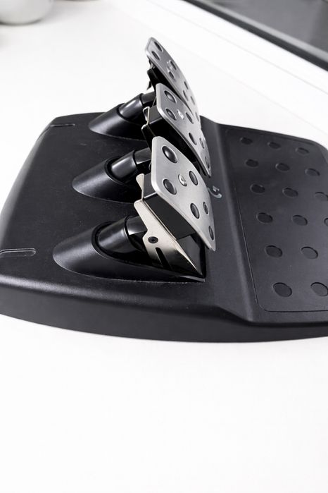 Logitech G923 Игровой руль