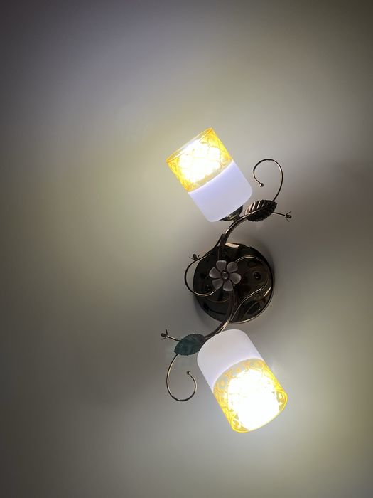 Продам люстру б/у в хорошем состоянии