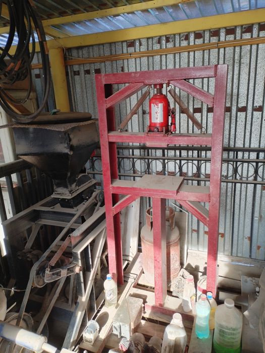 Пресс гидравлический