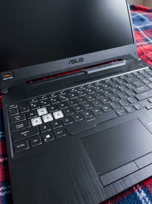 Laptop Gaming ASUS TUF F15 | i5 | GTX 1650 | Ecran 144Hz - Performanță Excelentă