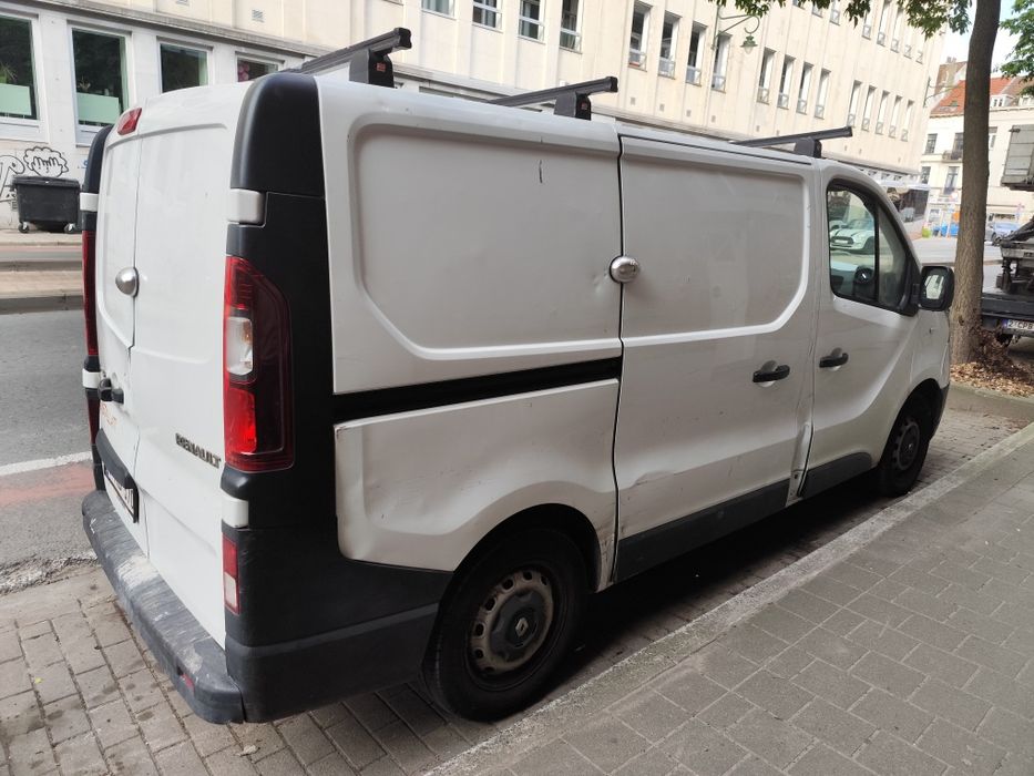 Vând Renault trafic 2015