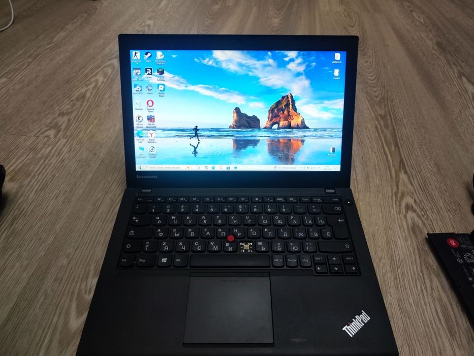 Продам Lenovo ThinkPad X240 / i5 / SSD / 2 аккумулятора