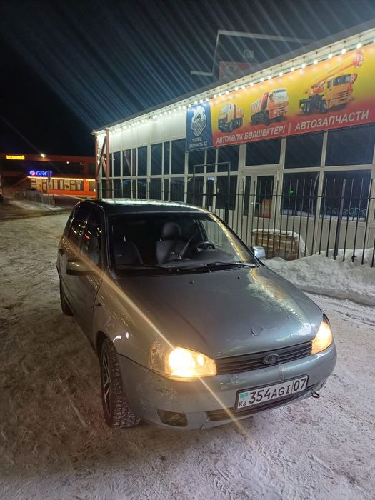 Продам калина 2011 год