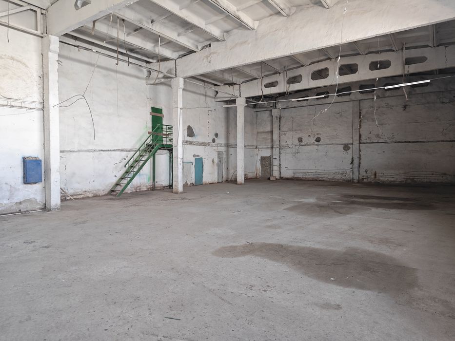 Сдаётся территория под аренду в г. Бухара(Файзобод масжид) 60 соток.