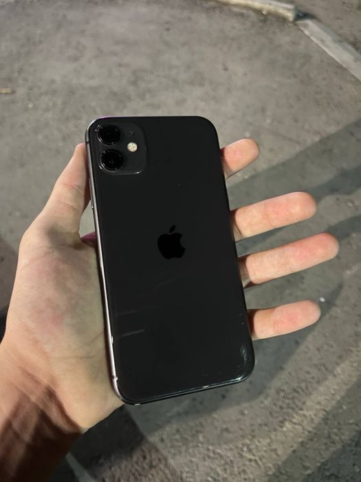 Iphone 11 128gb 74% akb