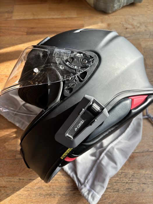 Casca Shoei NXR2 Matte Black M + Cardo Packtalk Edge