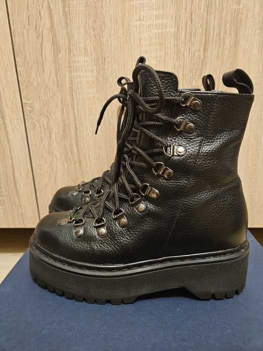 Ghete dama piele
