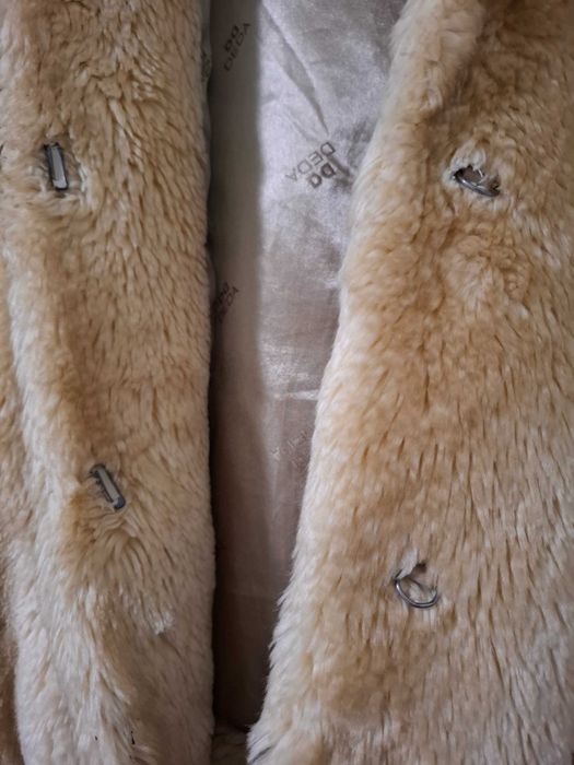Дамски кожух от естествена кожа с качулка, размер М