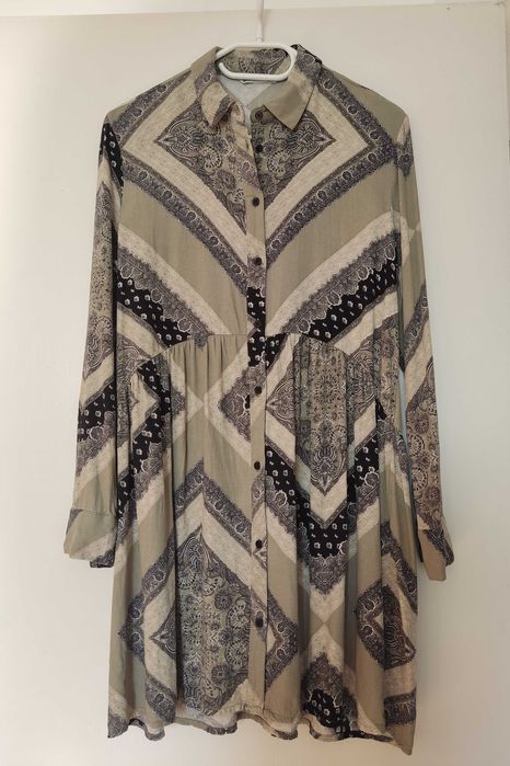 Туники разнообразни