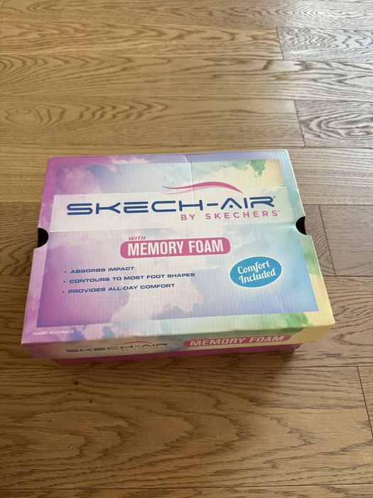 НОВО Маратонки Skechers