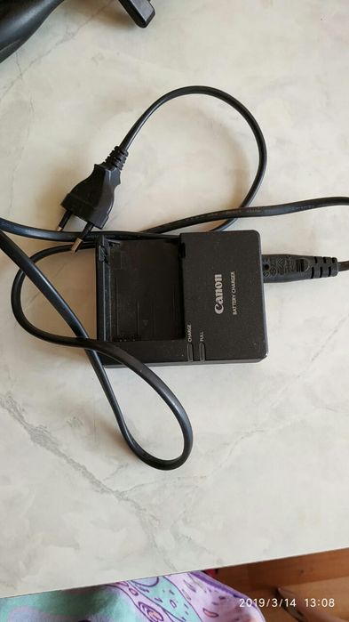 Продам Canon 550D