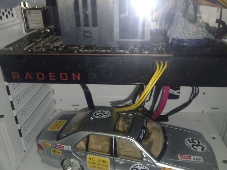 Рх 570 референсная 4 гб гддр5