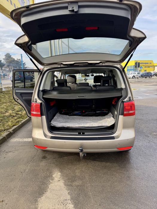 VW Touran 2.0 TDI DSG 2013 • MATCH • 137.251 km reali • Bi-Xenon •Navi