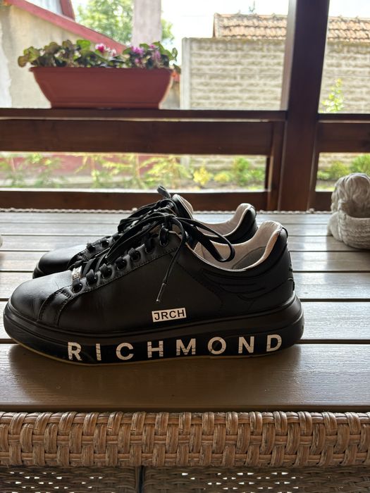 Adidasi RichMond