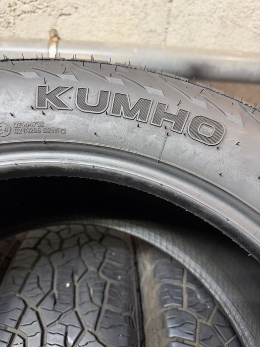 235/60/18 Kumho 4бр дот24