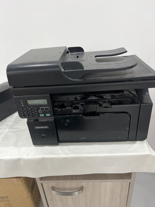 Продам манитор , клавиатуры ,ксерокс