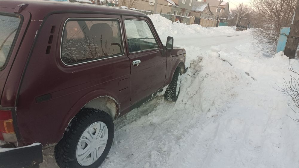 Продам ваз 21213