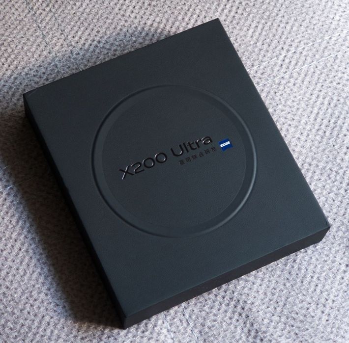 VivoVivo X200 Ultra