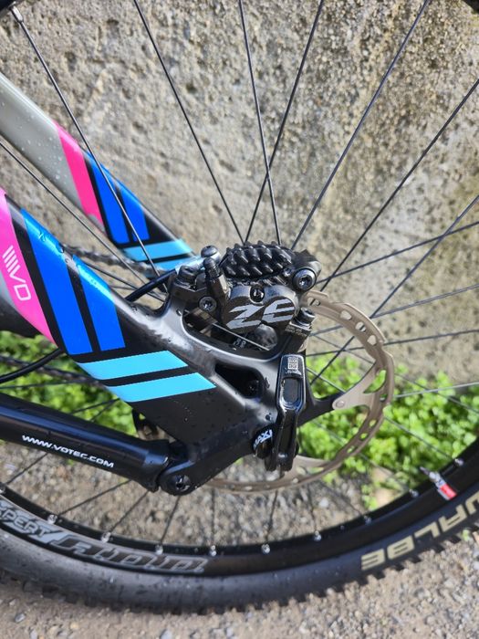 DH bike 27.5 Mullet Votec Перфектен, Rockshox Boxxer,  4-бутални Zee,