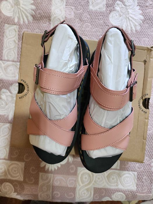 Vand sandale Dr Martens