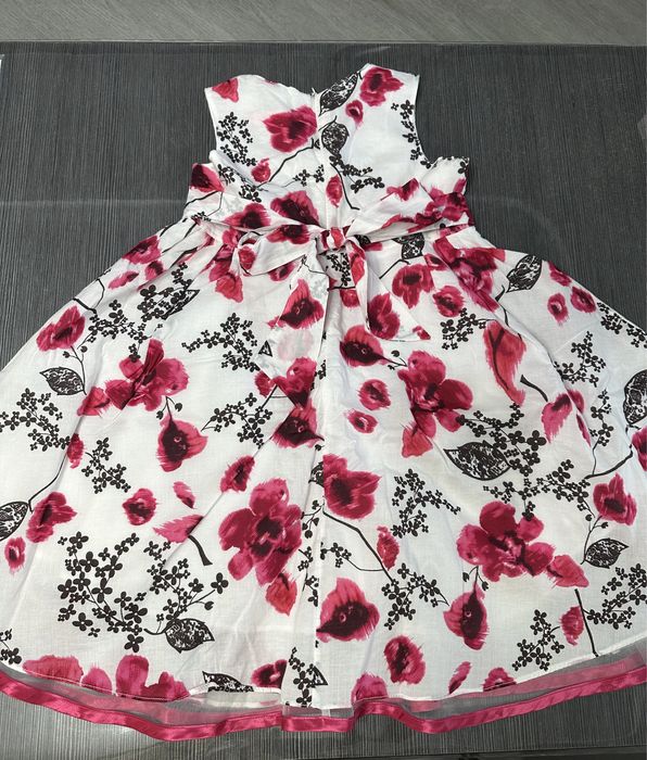 Платье на девочку летние