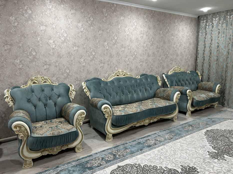 Продам диван,уголок