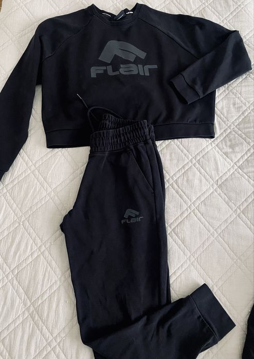 Дамски Спортен екип от две части Flair