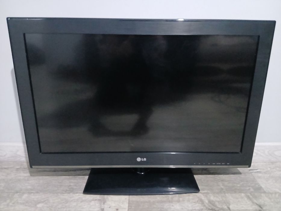 Телевизор LG. Б/У