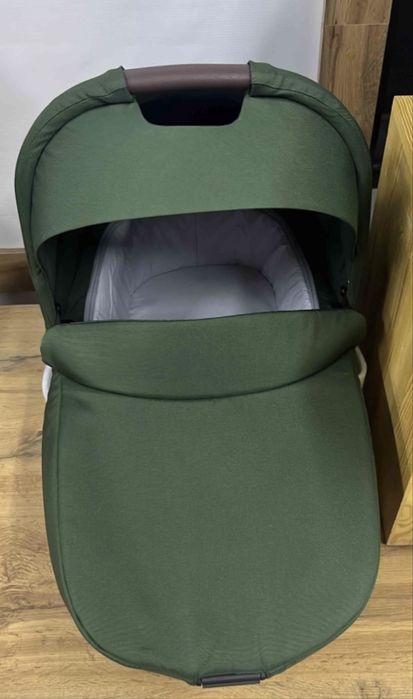 Продам коляску easywalker Charley 2.