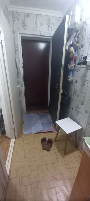 Продам квартиру  3