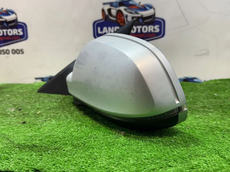 OGLINDA STANGA AUDI A4 B8 SE 2.0 DIESEL 2010 COD OEM 8K2857409AF 2009-2016