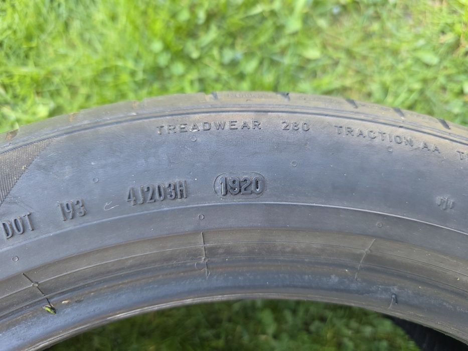 Anvelope Vara 245 45 R18 Pirelli P Zero