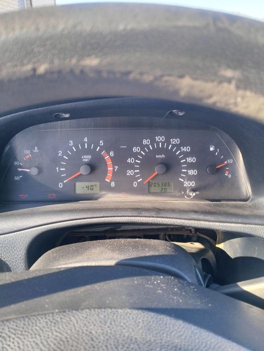 Продам машину торг есть