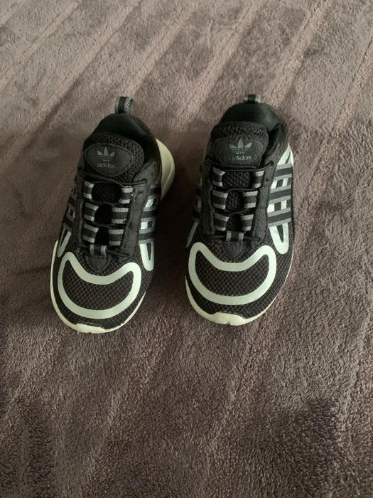 Детски маратонки на adidas