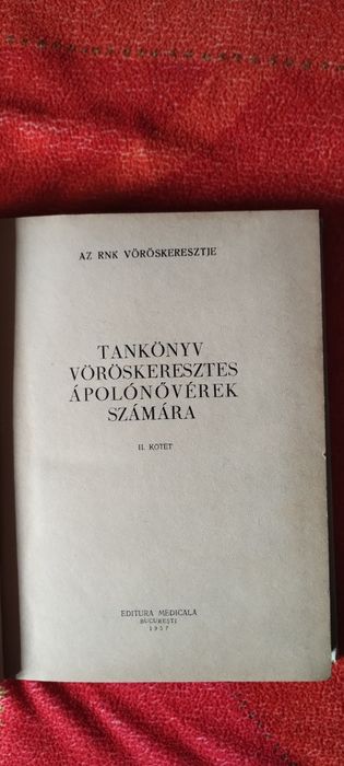 Tankönyv Ápolónővérek Számára II. III. Kötet, Manual pt. Surori Vol I.