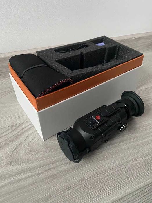 Camera cu termoviziune Clip-On GUIDE TA425 (noua)