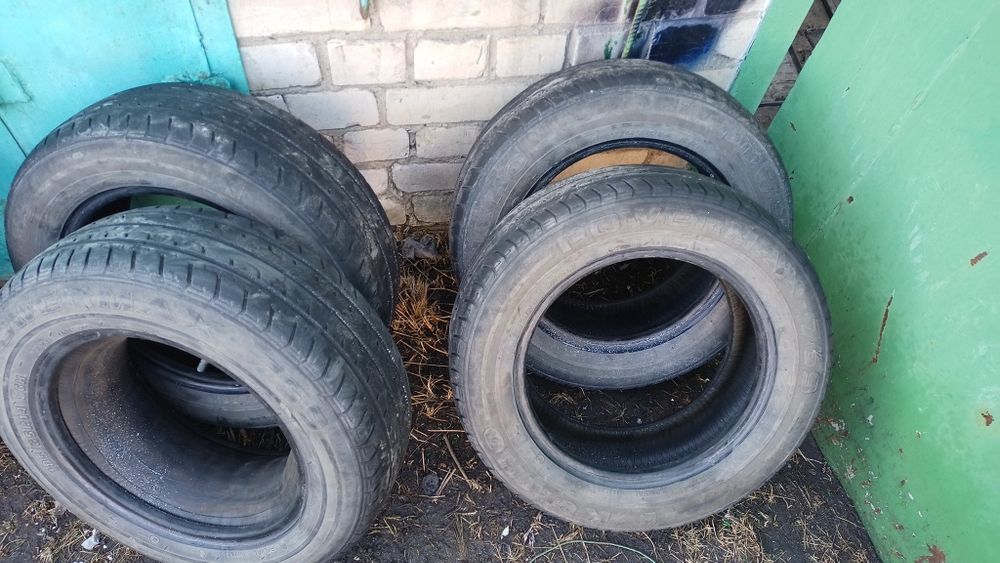 Продам резину на 14 летния