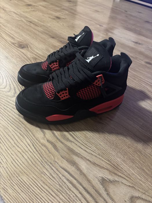 Jordan 4 red thunder