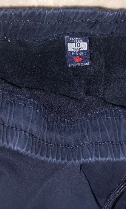 Продам утепленные брюки для мальчика 140 р.