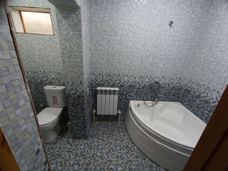 Учхозда 3.9 сотхли участка сотилади