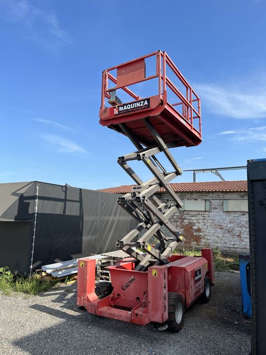 Nacela diesel 4x4 Genie GS 2668 RT JLG 10 metri