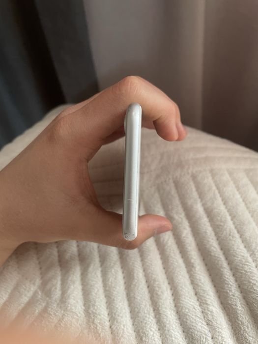 продам айфон 7 32гб